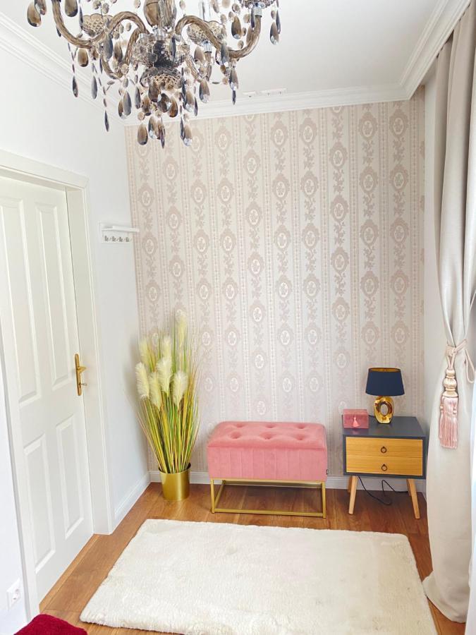 Apartment Royal Delux-free Garage,balcon,near Schoenbrunn *